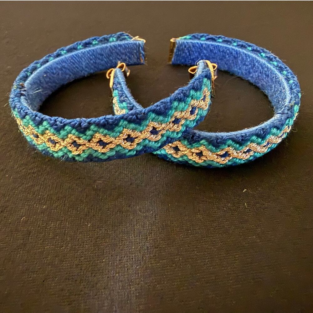 Mercedes Salazar Candongas Tejidas Blue Yarn Woven Hoop Earrings 2.25" - Picture 3 of 8